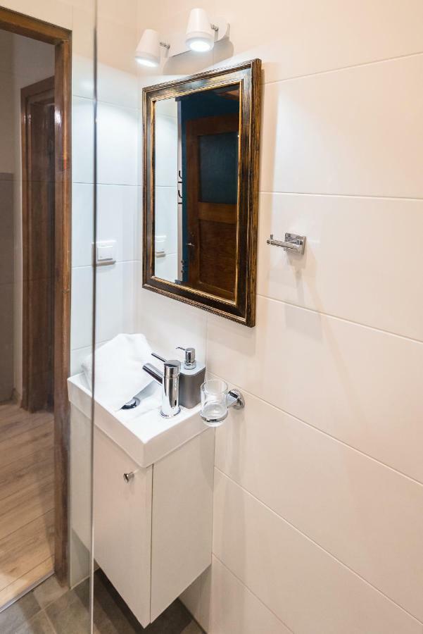 شتشيتسين Apartament Przy Walach Chrobrego المظهر الخارجي الصورة